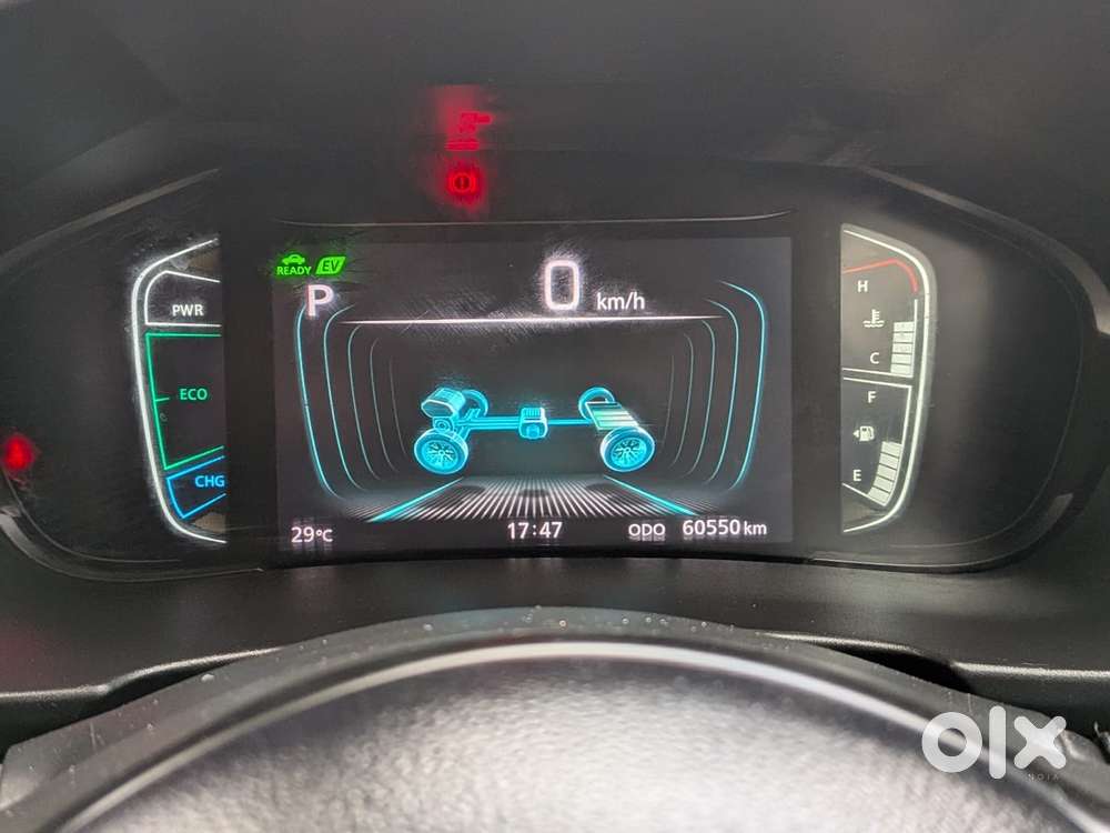Maruti Suzuki Grand Vitara 1.5 Alpha Smart Hybrid Dual Tone, 2024, P..