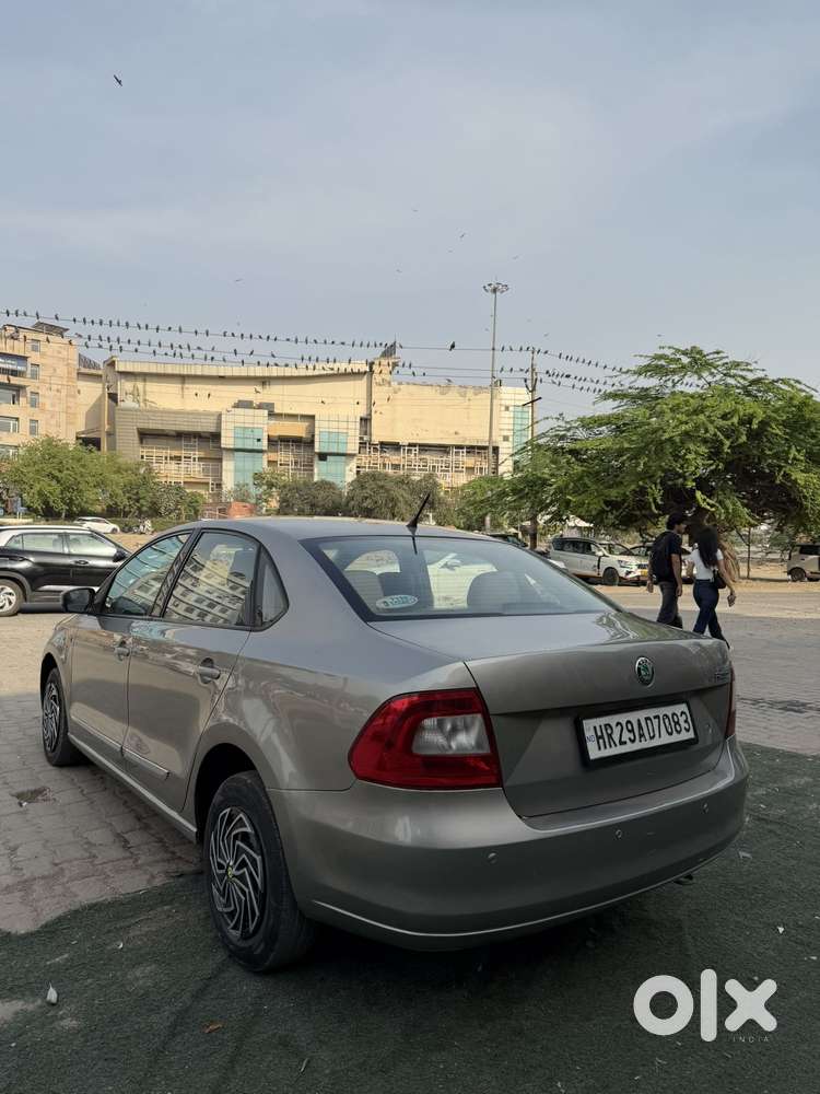 Skoda Rapid, 2013, Petrol