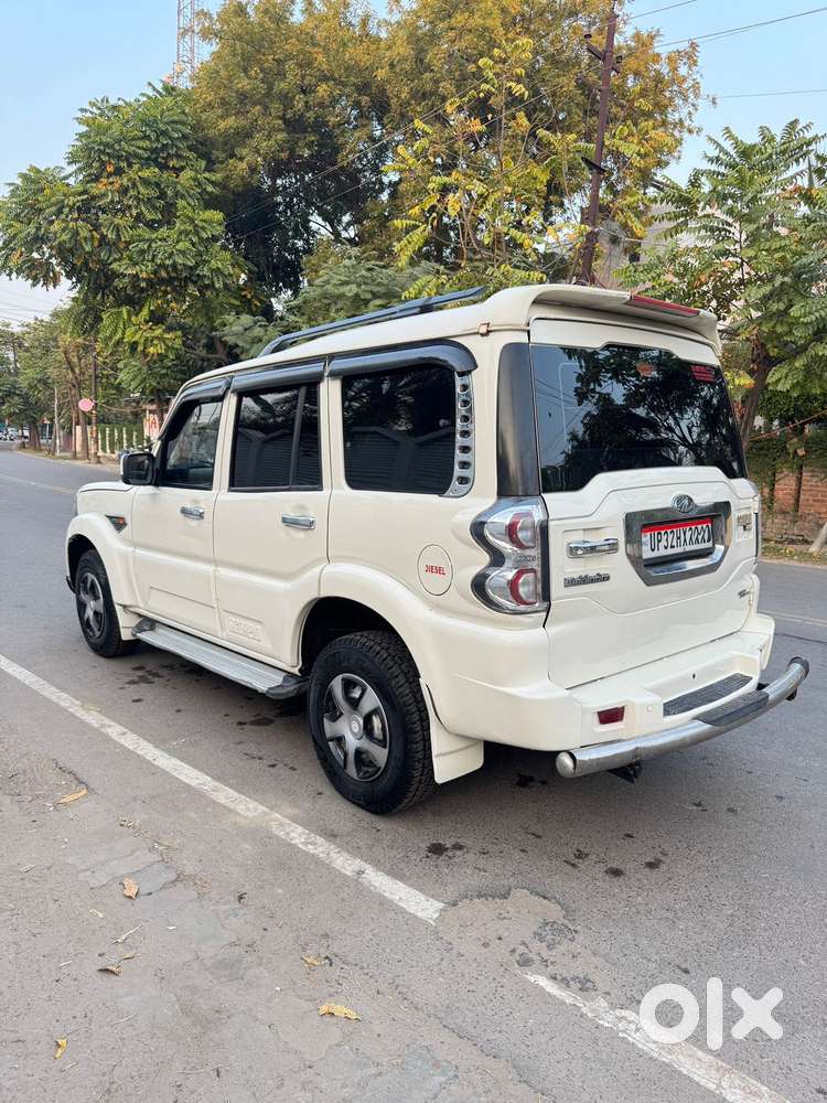 Mahindra Scorpio Classic 2.2 S Mt 7 Str, 2017, Diesel
