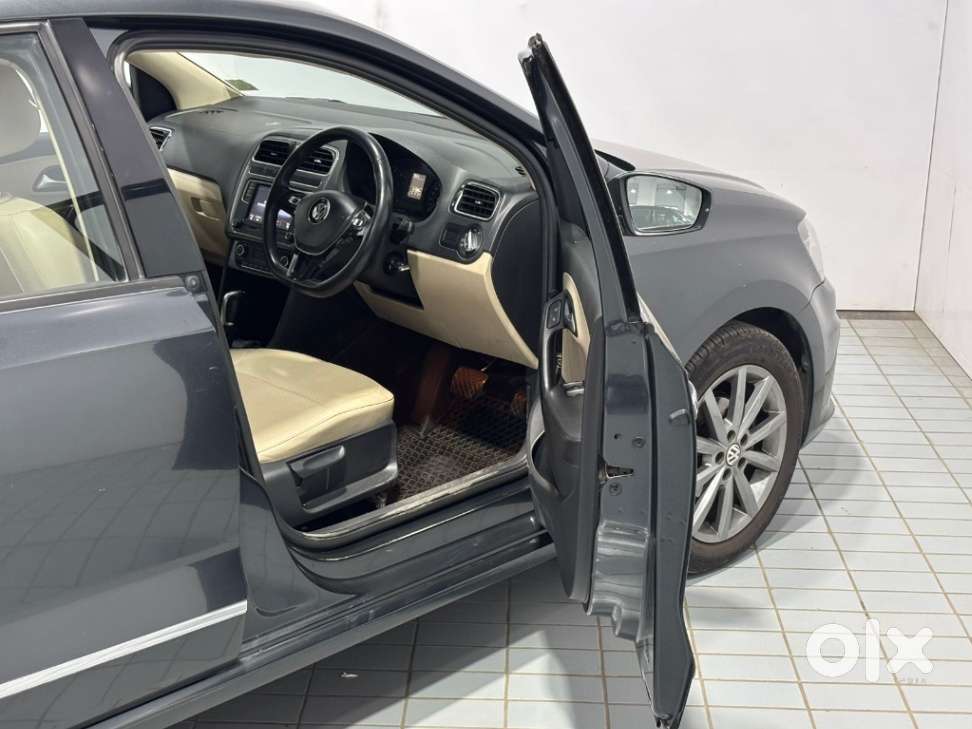 Volkswagen Vento 1.2 Tsi Highline Plus At, 2018, Petrol