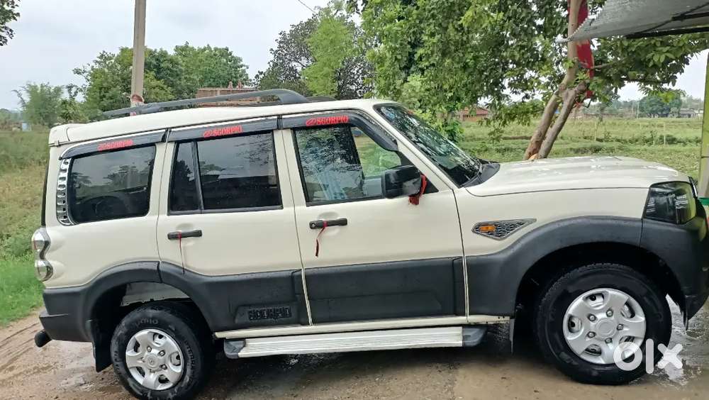 Mahindra Scorpio 2.5 S2 7 Str 2017