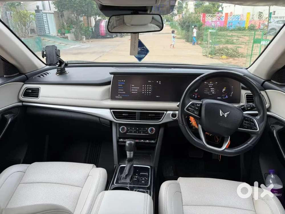 Mahindra Xuv700 Diesel 2023