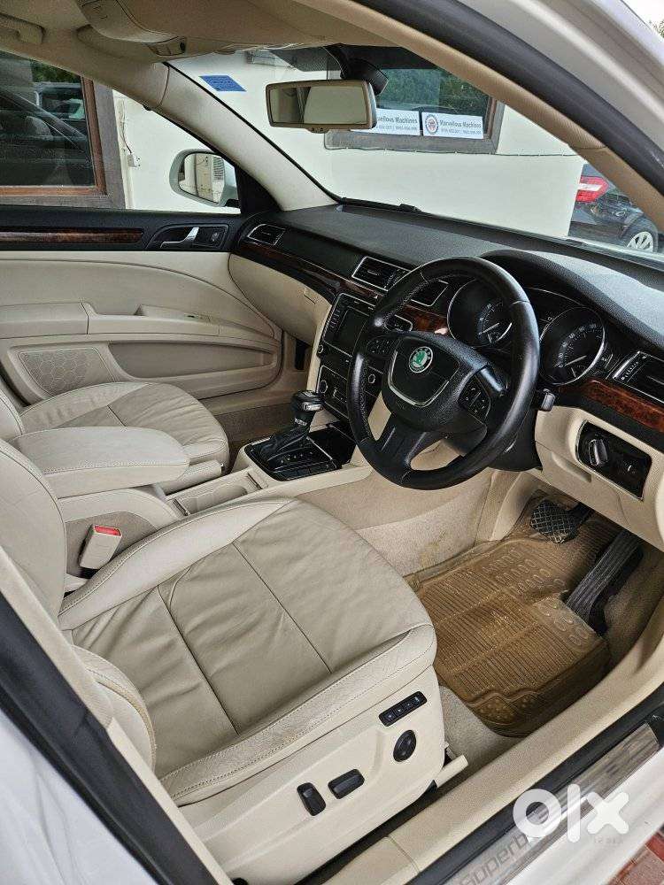 Skoda Superb 1.8 Elegance Tsi At, 2012, Petrol