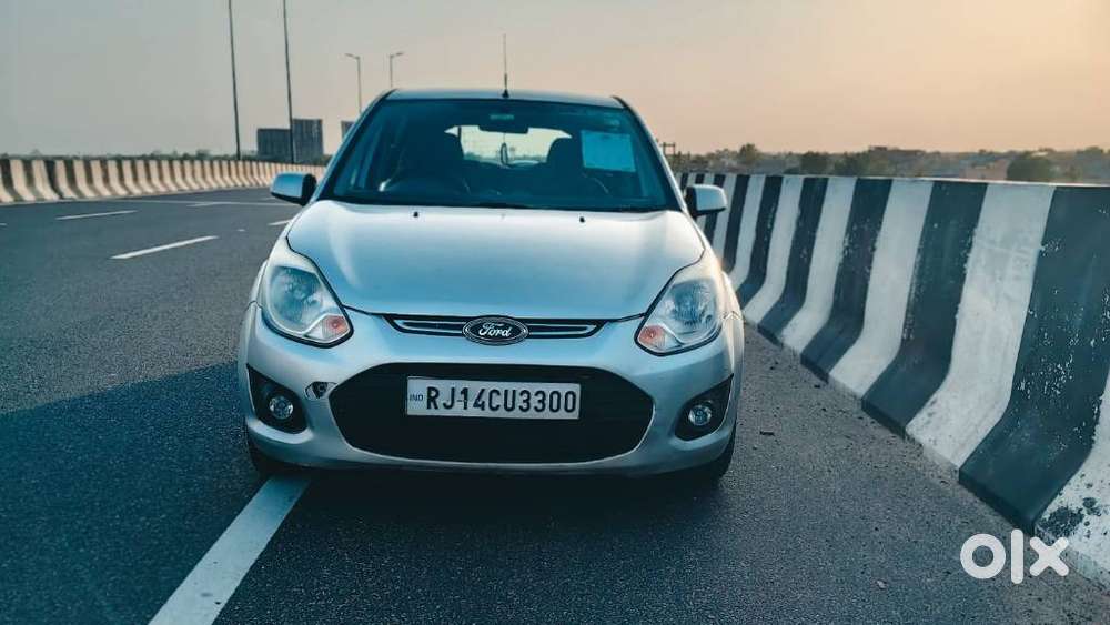 Ford Figo Diesel Titanium, 2012, Diesel