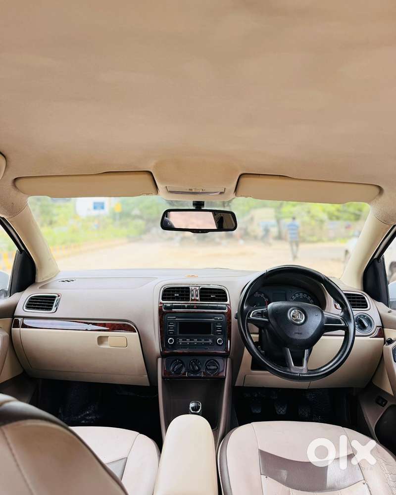 Skoda Rapid 2016 Petrol