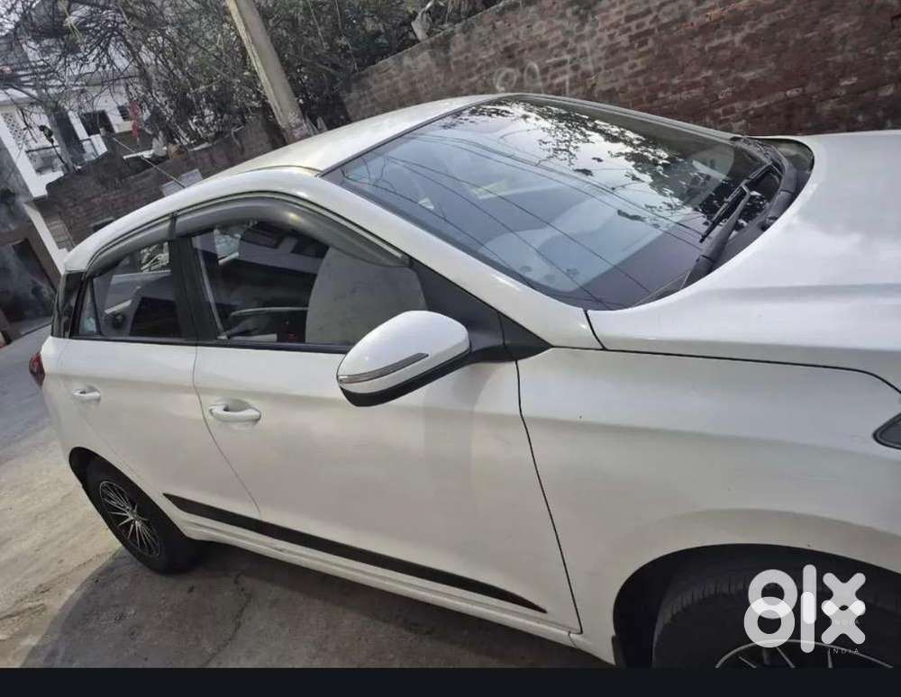 Hyundai I20 2017 Petrol Well Maintained