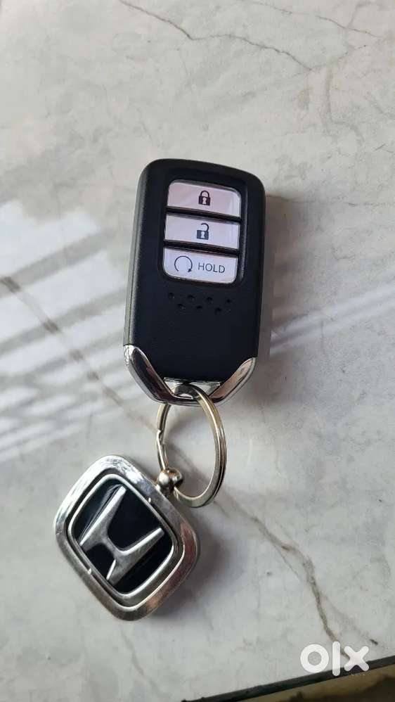 Can Accept Hard Cash As Well. Honda Elevate 2026 Petrol 3200 Km Driven