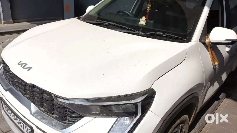 Kia Sonet Petrol 7800 Km Driven