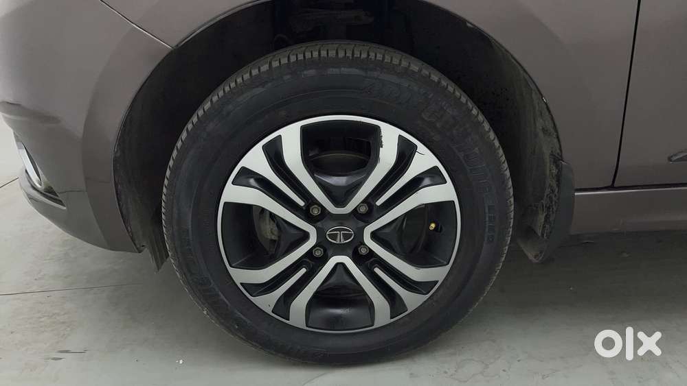Tata Tiago Xza, 2019, Petrol