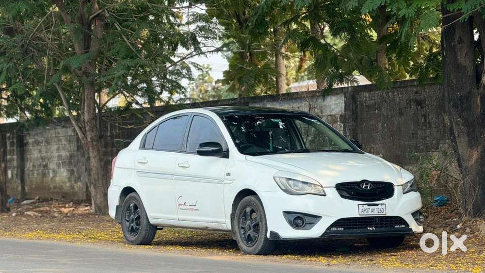 Hyundai Verna 2010 Diesel Well Maintained