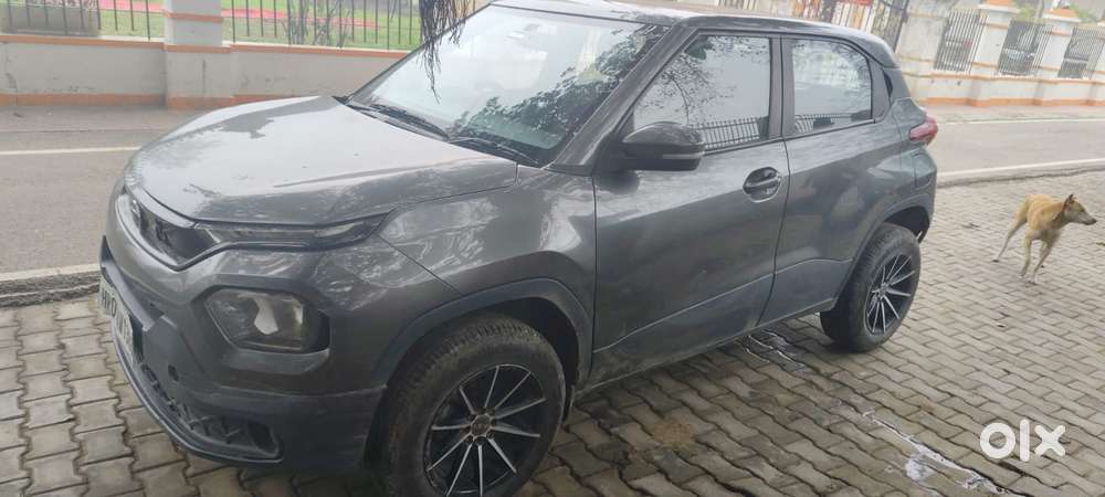 Tata Punch, 2022, Petrol