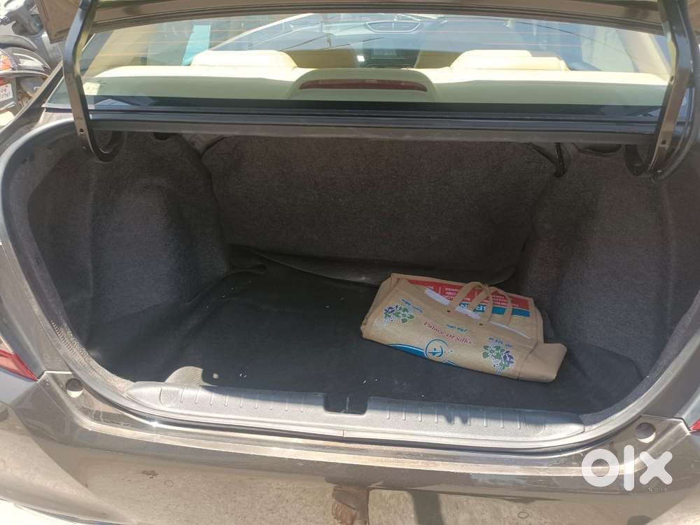 Honda Amaze Vx 1.2 Petrol Cvt, 2024, Petrol