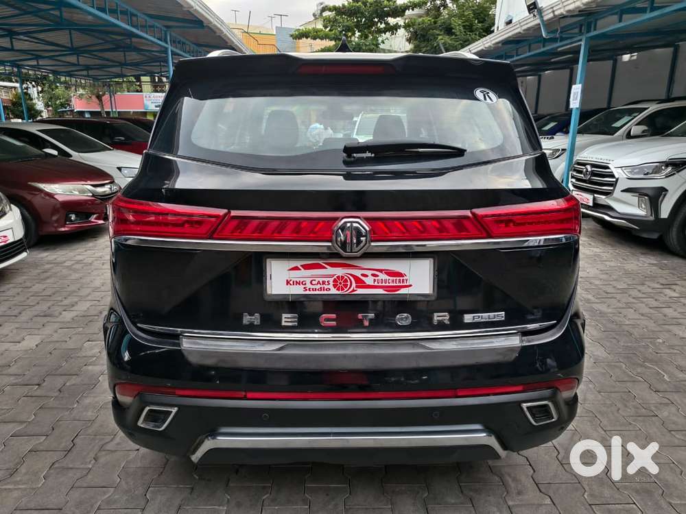 Mg Hector Plus Sharp Pro 1.5 Turbo Petrol 7 Str Dual Tone, 2023, Pet..