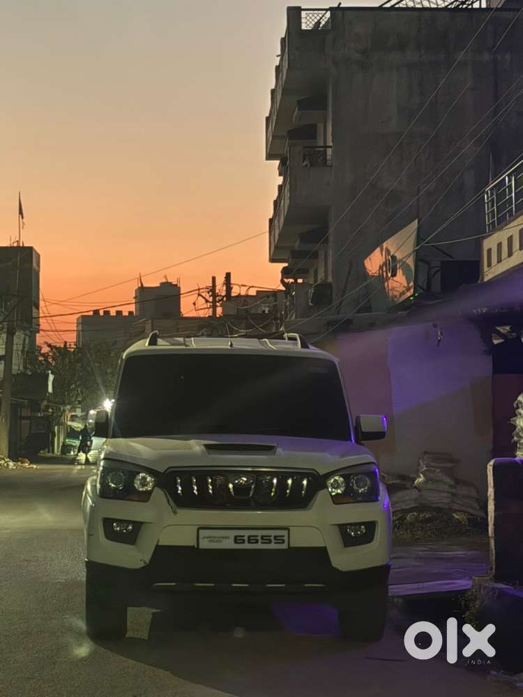 Mahindra Scorpio 2015 Diesel Well Maintained