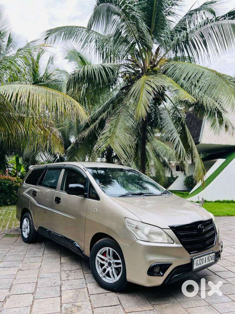 Toyota Innova 2.5 Z Diesel 7 Seater, 2010, Diesel