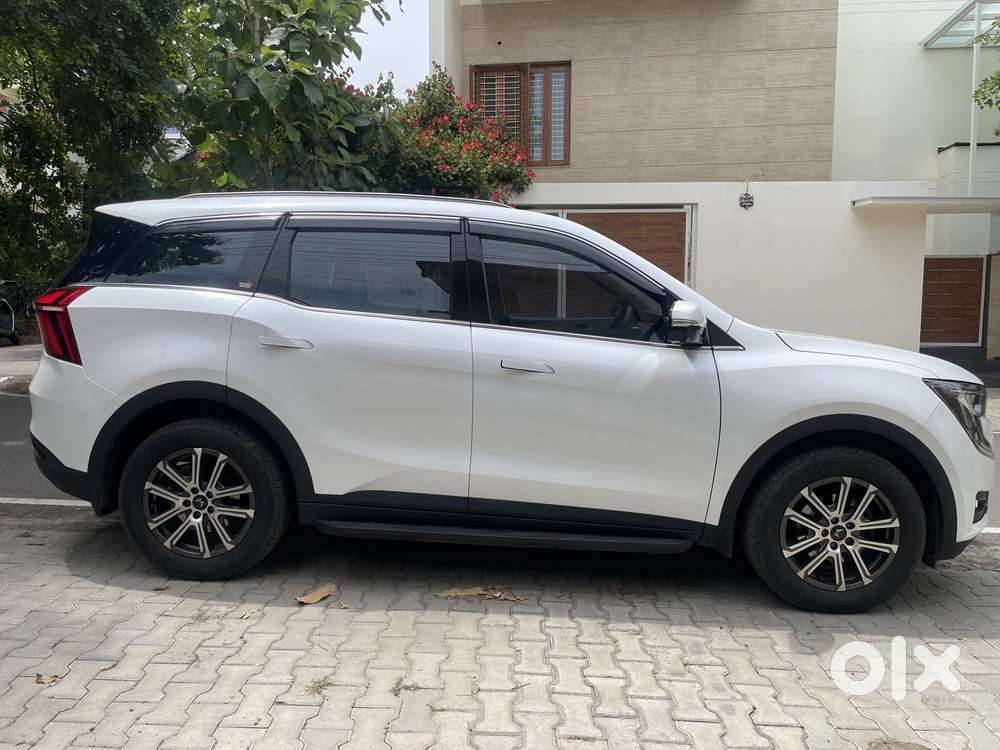 Mahindra Xuv700 2.2 Ax 7 Diesel At Str, 2024, Diesel