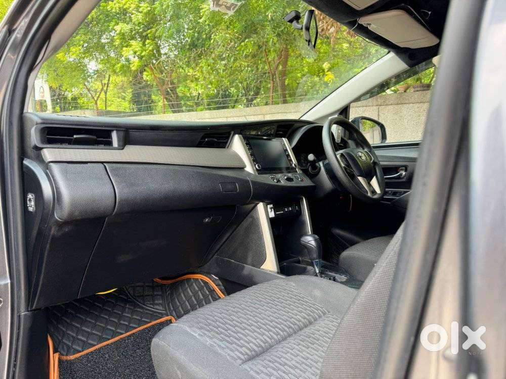 Toyota Innova Crysta 2.8 Gx At, 2022, Diesel