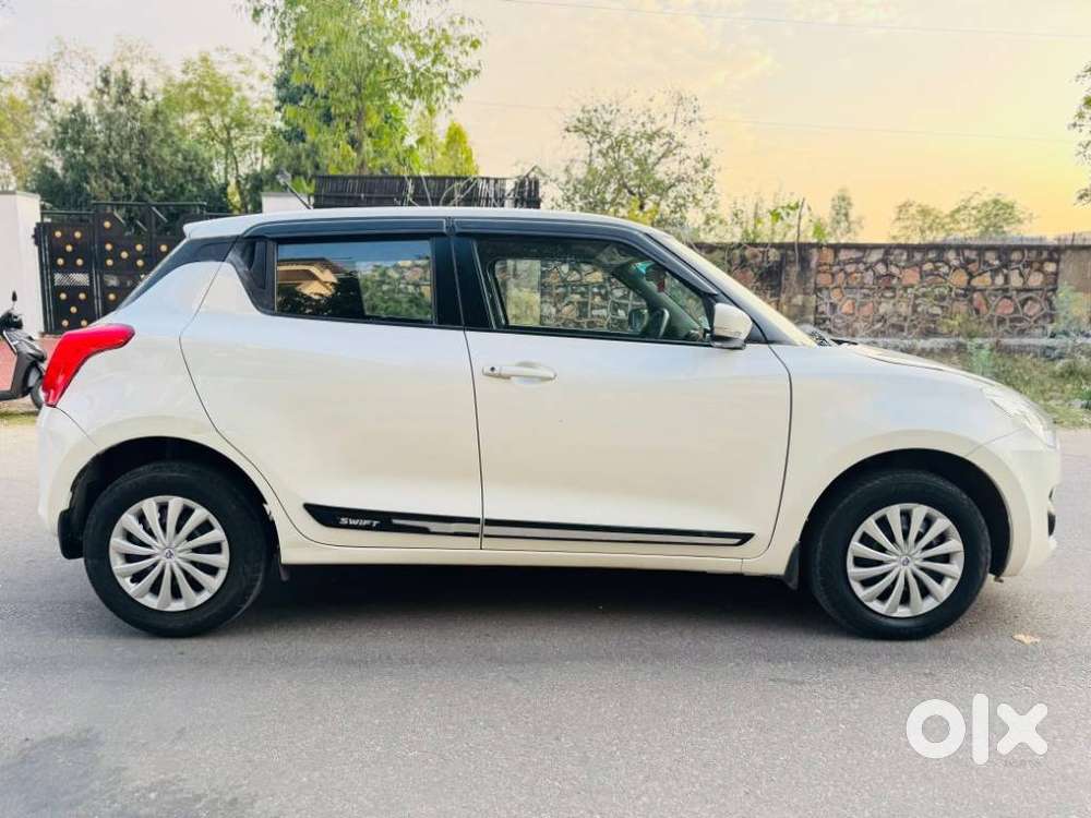 Maruti Suzuki Swift, 2023, Petrol