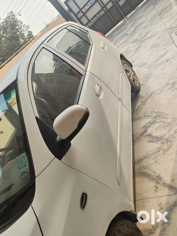 Hyundai I10 2011 Petrol Well Maintained In Good Condition