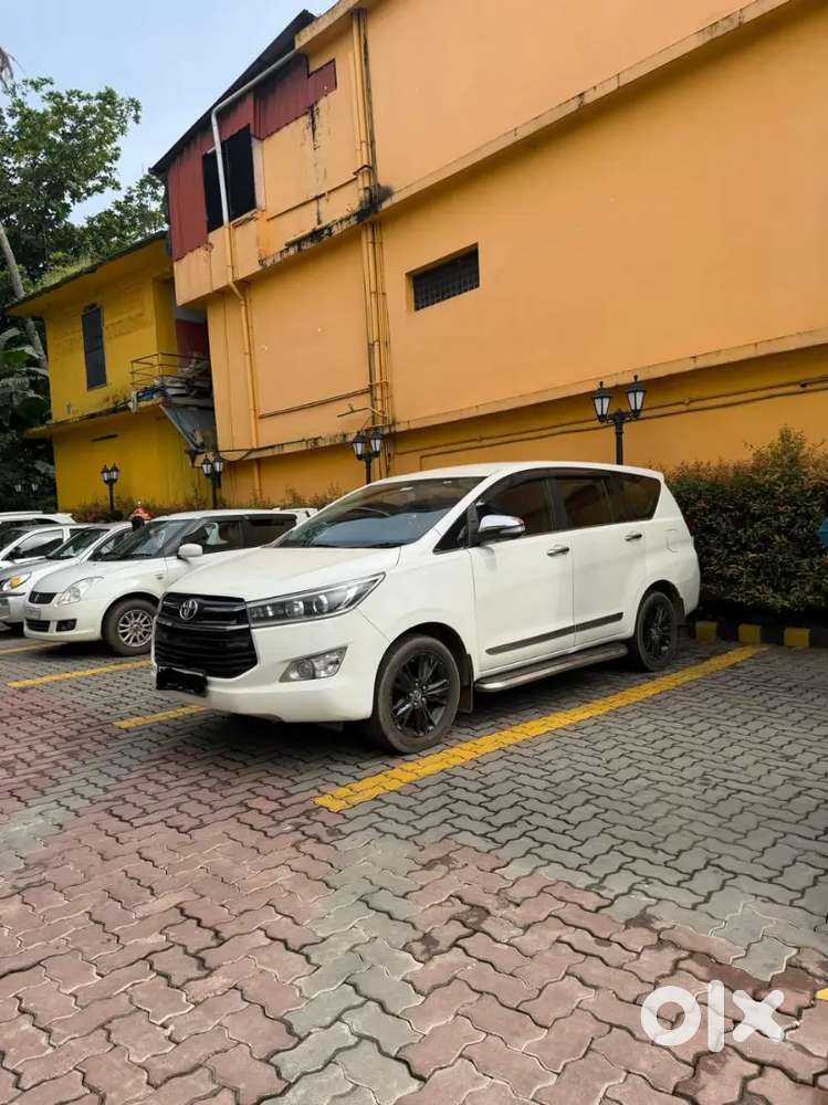 Original Kerala  Innova Crysta,well Maintained