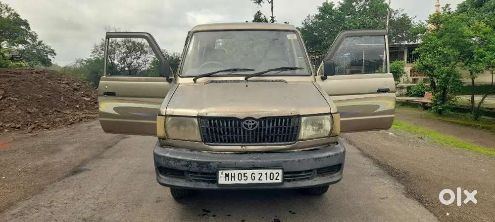 Toyota Qualis 2003 Diesel 200000 Km Driven
Tyre New 
Battery New