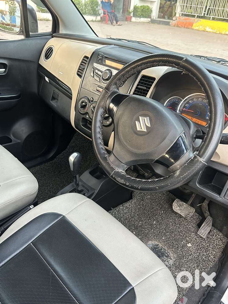 Maruti Suzuki Wagon R Vxi Amt1.2, 2017, Petrol