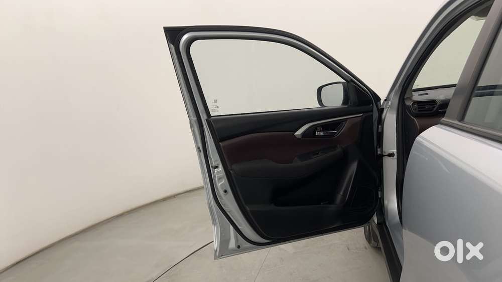 Maruti Suzuki Grand Vitara 1.5 Delta Smart Hybrid, 2024, Petrol