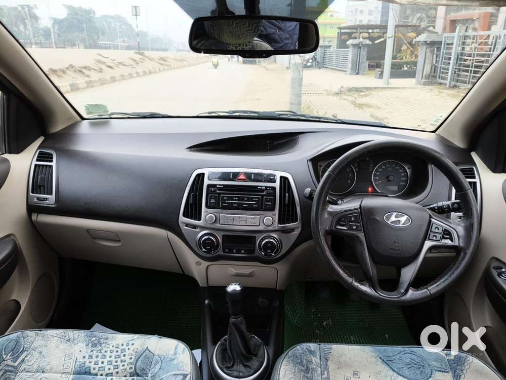 Hyundai I20 Sportz 1.2 Bs-iv, 2013, Petrol