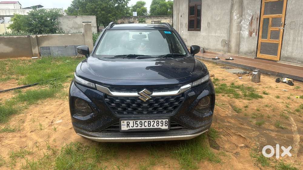 Maruti Fronx Petrol Sigma 2025 Km Driven