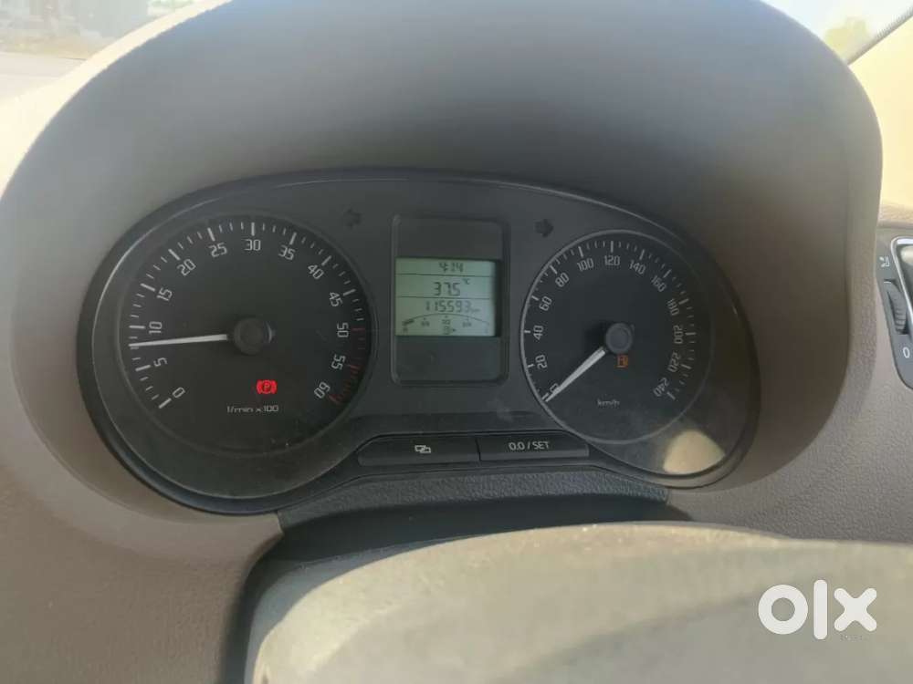 Skoda Rapid Ambition 1.6 Tdi Cr Manual Plus, 2013, Diesel