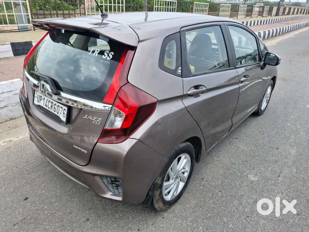 Honda Jazz 1.2 V I Vtec, 2016, Petrol