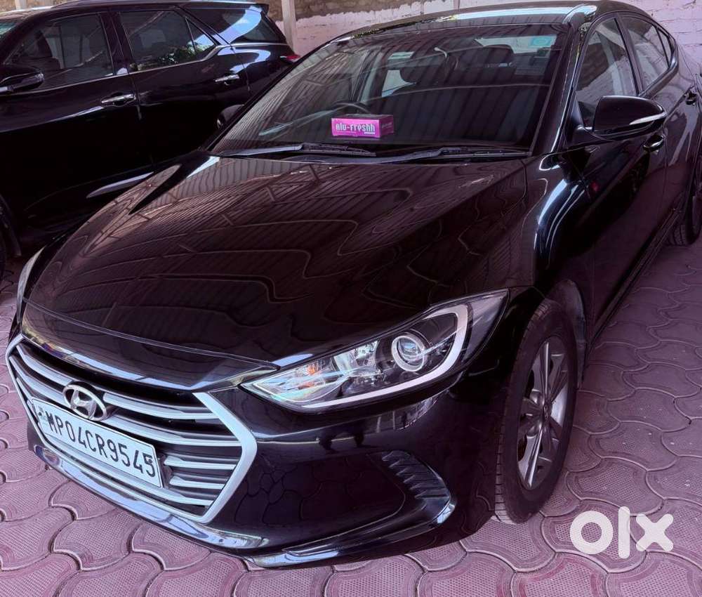 Hyundai Elantra 2017 Petrol Well Maintained