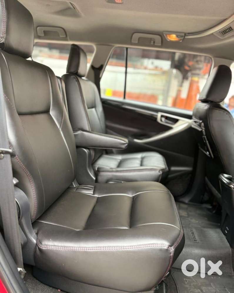 Toyota Innova Crysta Touring Sport 2.4 Mt, 2017, Diesel