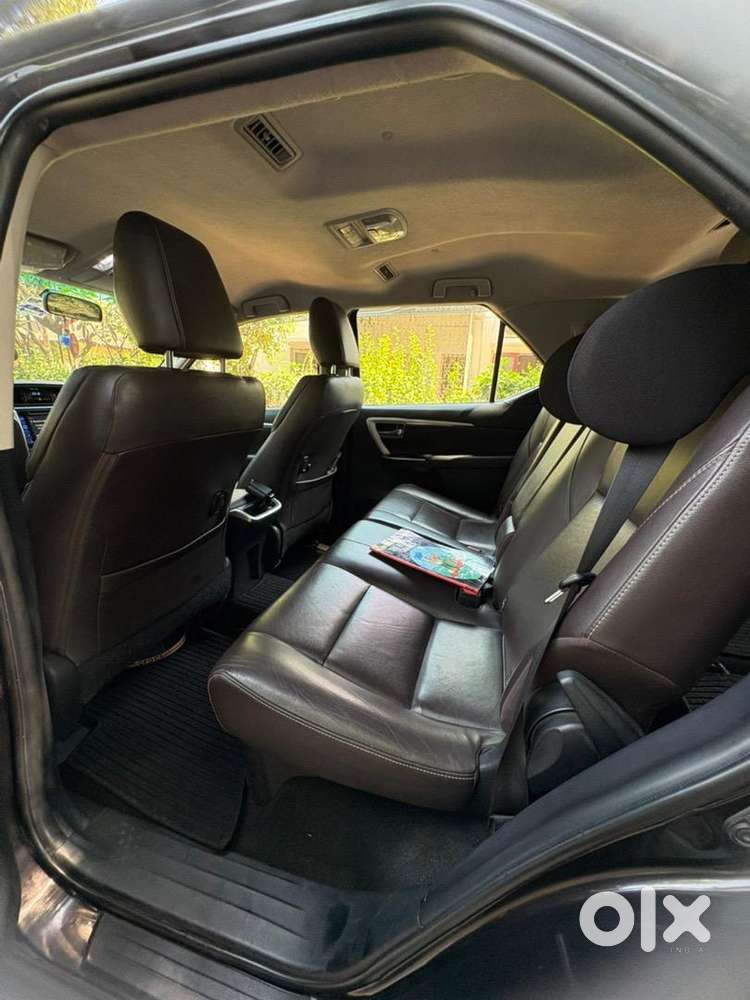 Toyota Fortuner 2016 Diesel Well Maintained