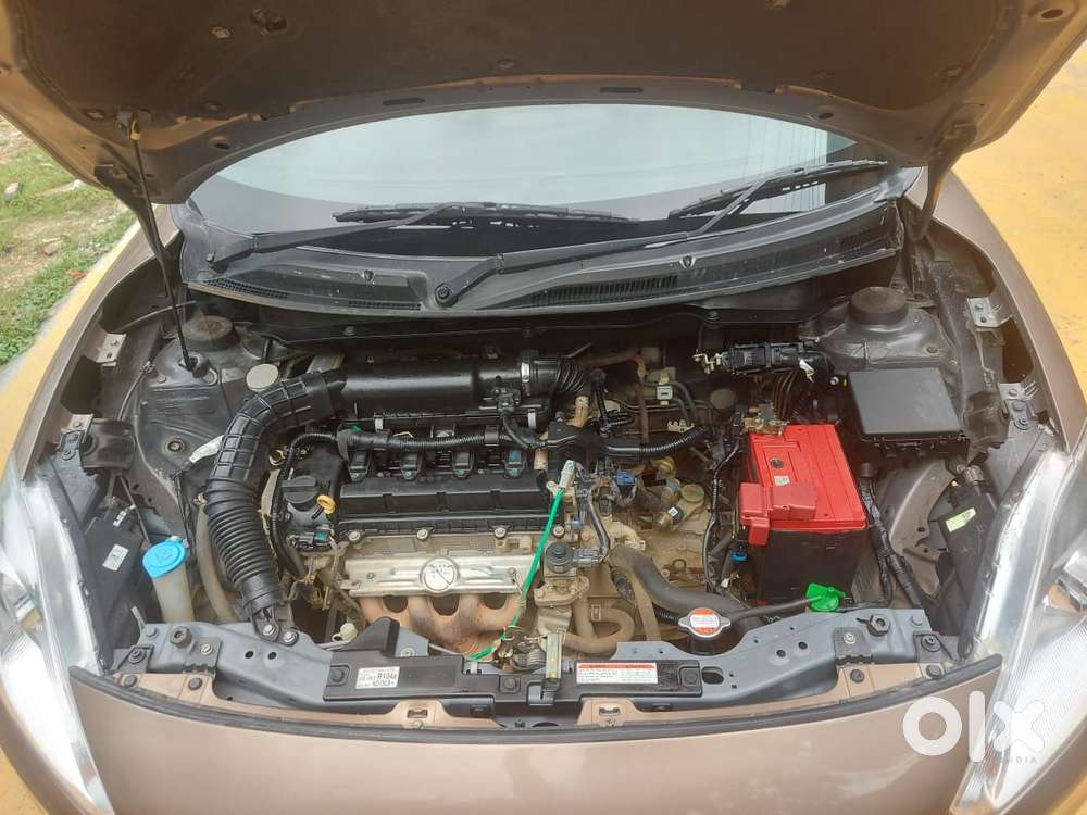 Maruti Suzuki Dzire 1.2 Vxi, 2022, Petrol