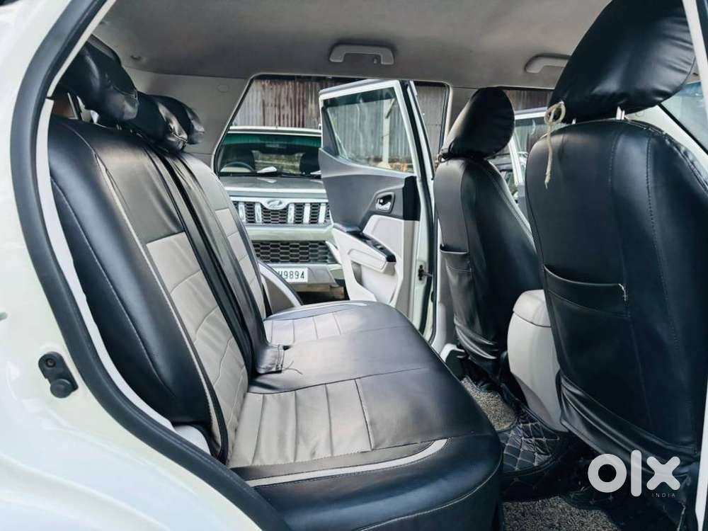 Mahindra Xuv300 W8 1.2 Petrol Dual Tone, 2020, Petrol