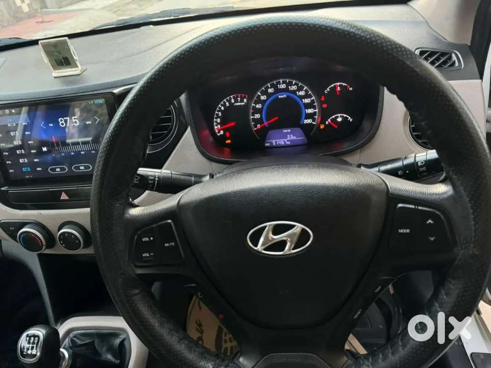 Hyundai Grand I10 2015  1st Owner  Strong Engine  ₹2.30l