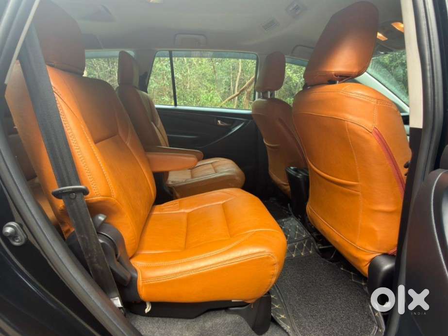 Toyota Innova Crysta 2.4 Gx Limited Edition 7 Str, 2023, Diesel
