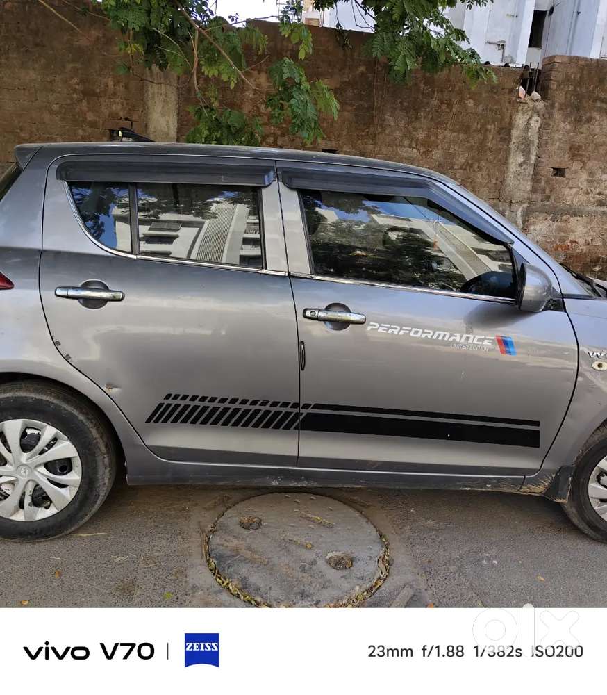 Maruti Suzuki Swift Lxi 2013