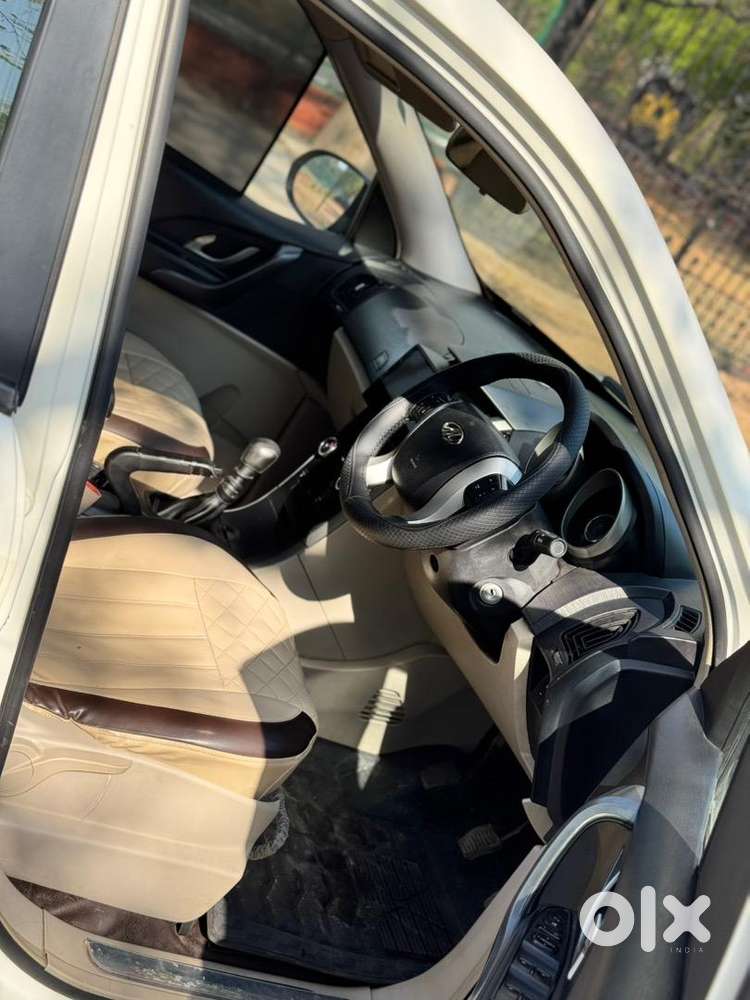 Mahindra Xuv500 2017