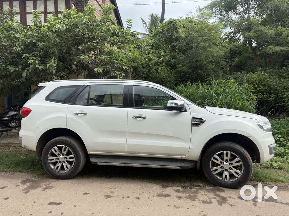 Ford Endeavour 2.2 Titanium At 4x2, 2019, Diesel