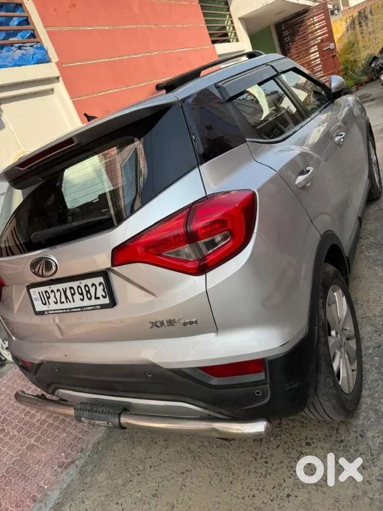 Xuv 300 W8 Top Model Pitrol Or Cng Pass