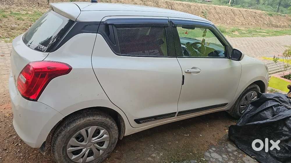 Maruti Suzuki Swift Vxi 2023