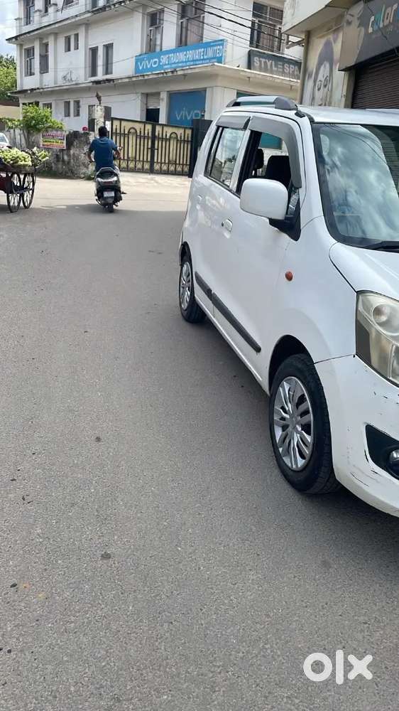 Good Condition New Tyre With 4 Channel Amp