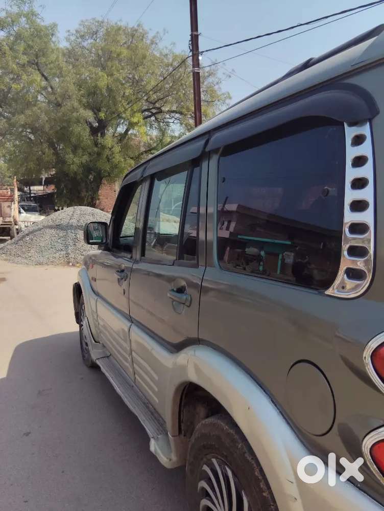 Mahindra Xuv 3xo 2008 Diesel 140000 Km Driven