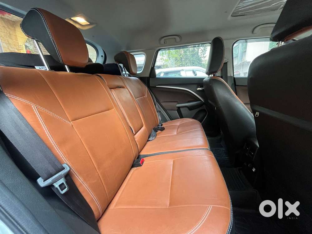 Maruti Suzuki Brezza 1.5 Zxi At Smart Hybrid, 2023, Petrol