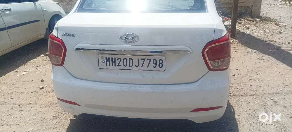 Hyundai Xcent 2015 Diesel Well Maintained