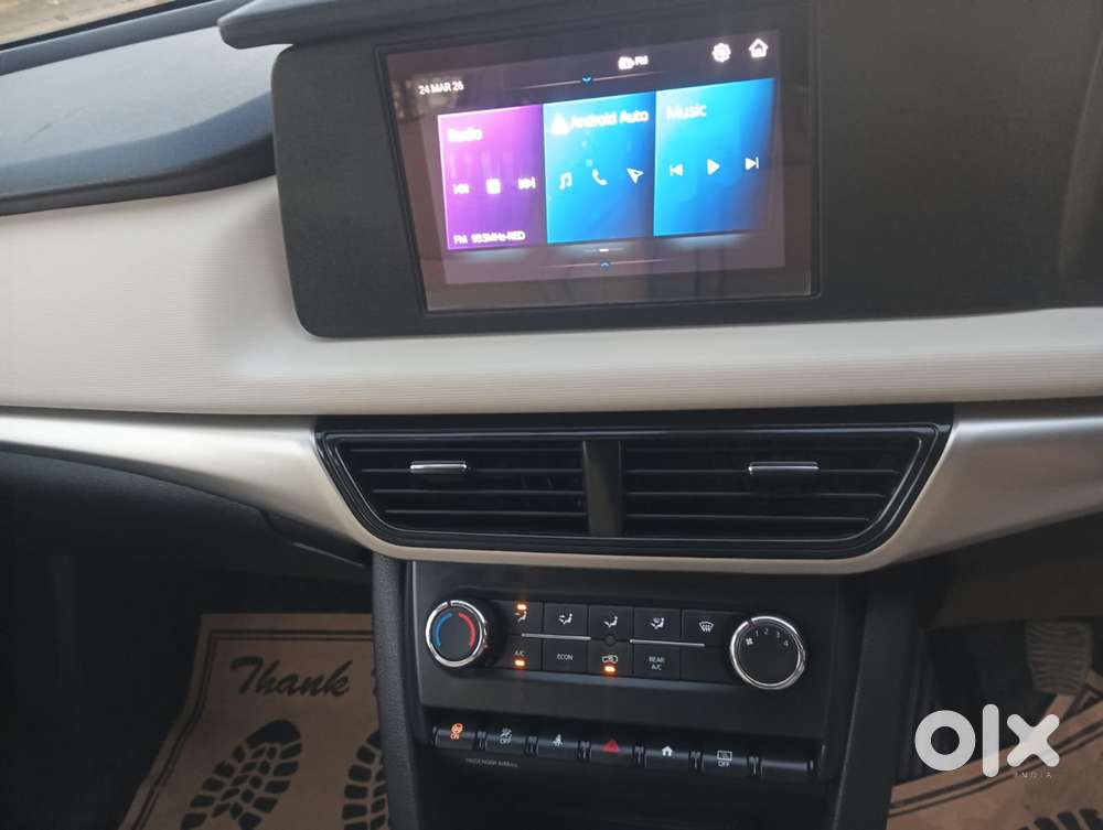 Mahindra Xuv700 2.2 Ax 3 Diesel Mt 7 Str, 2025, Diesel