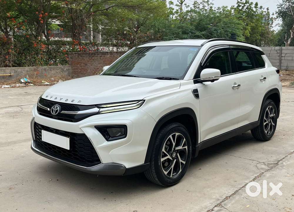 Maruti Suzuki Grand Vitara 1.5 Alpha Smart Hybrid Allgrip, 2025, Pet..