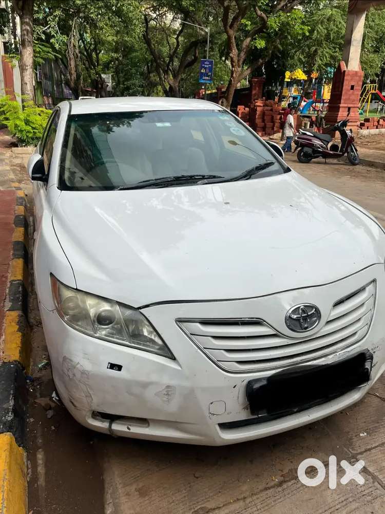 Toyota Camry 2006 Petrol Well Maintained Passing Till December 2027
